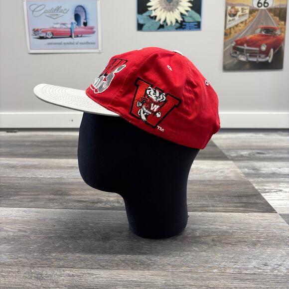 Vintage Wisconsin Badgers Red Gray Mens OS Snapback Bucky NCAA Wave G Cap Hat - Picture 2 of 7